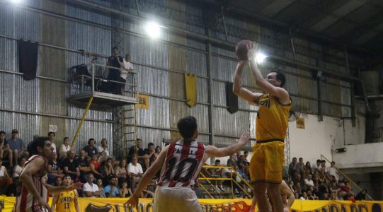 Ajustada caída ante Estudiantes